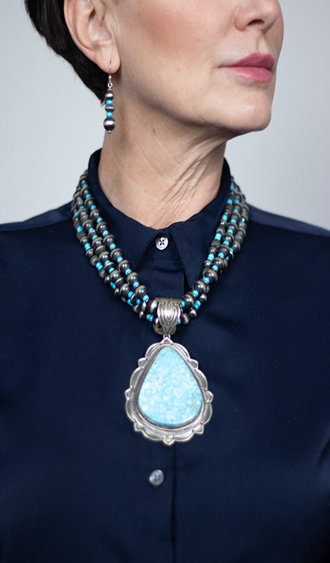 Happy Piasso Beaded Pendant Necklace Set