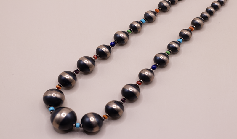 Multicolor Shell Graduated Navajo Beads