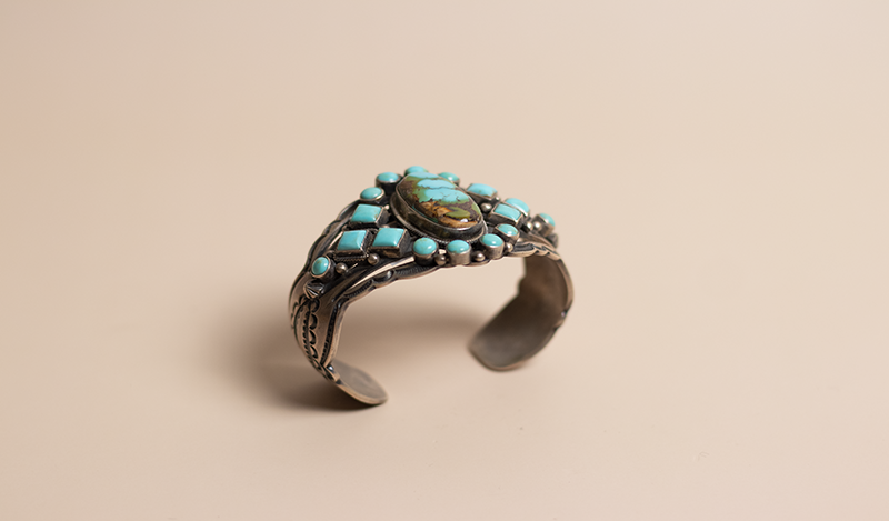 Royston 17 Stone Cuff