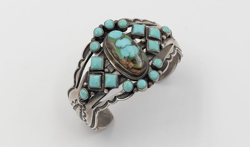 Royston 17 Stone Cuff