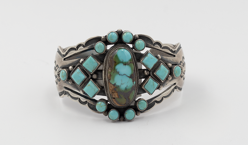 Royston 17 Stone Cuff