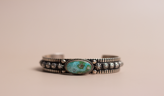 Single Stone Sonoran Gold Cuff
