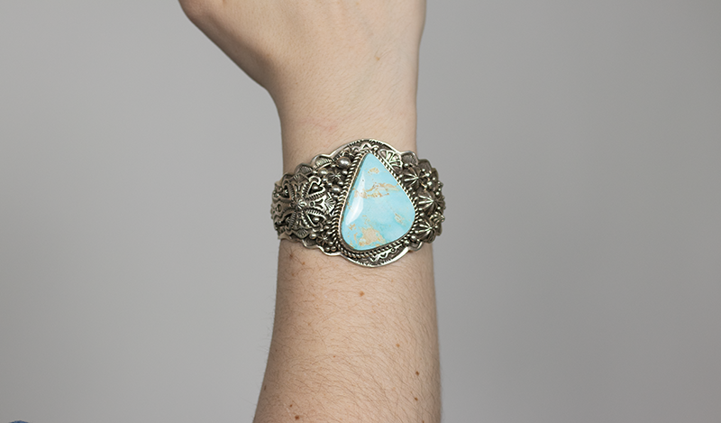 Large Royston Teardrop Cuff