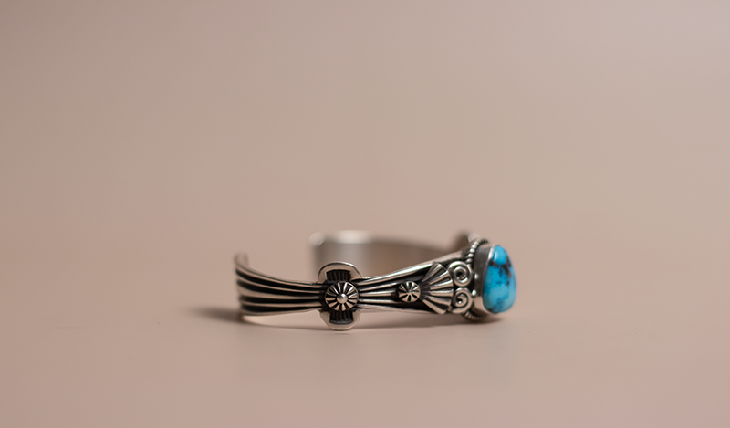 Single Triangle Stone Palomino Cuff
