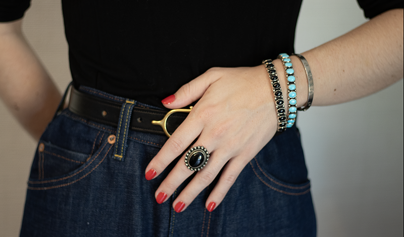 Round Onyx Star Ring