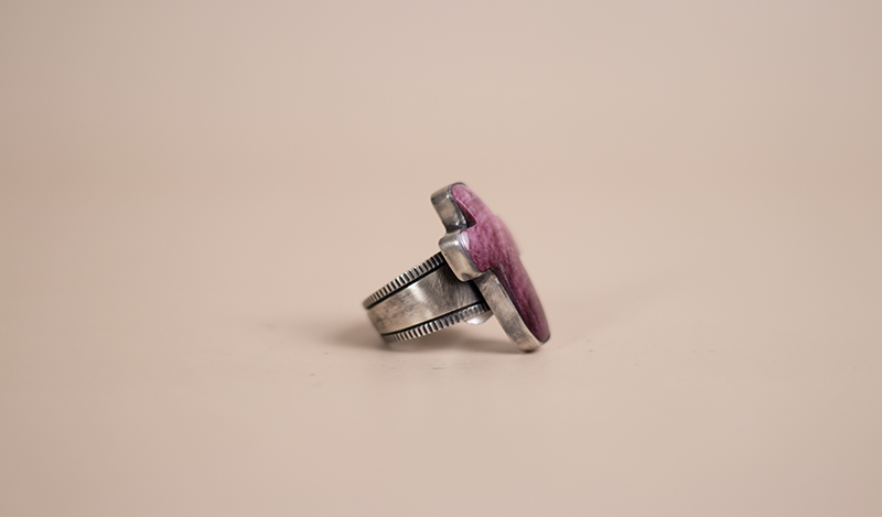 Purple Spiny Oyster Cross Ring
