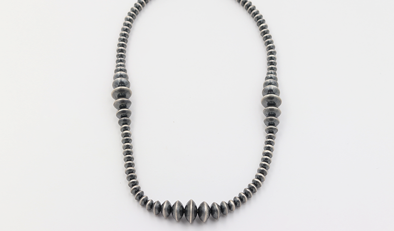 32" Navajo Pearls with Saucer Beads