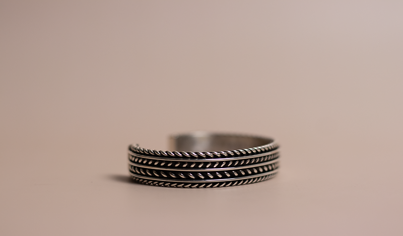 Twist Wire Channel Cuff