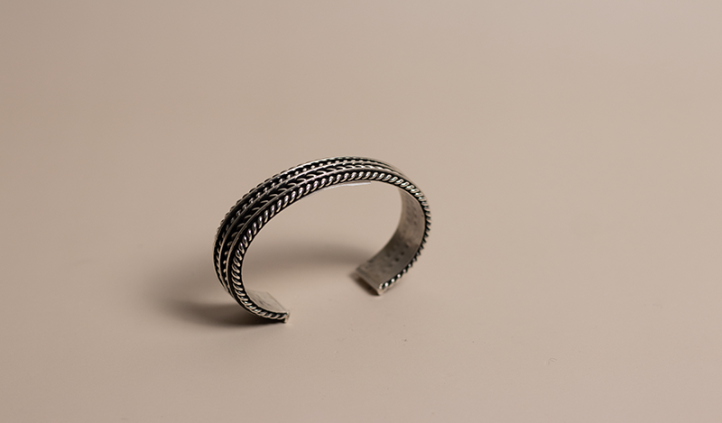 Twist Wire Channel Cuff