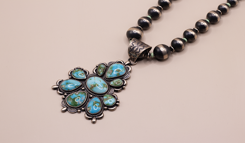 9 Stone Sonoran Gold Pendant