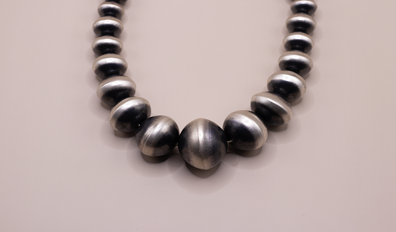 Graduated Navajo Bead Set