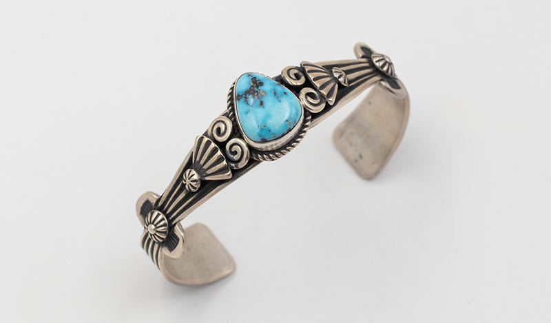 Single Triangle Stone Palomino Cuff