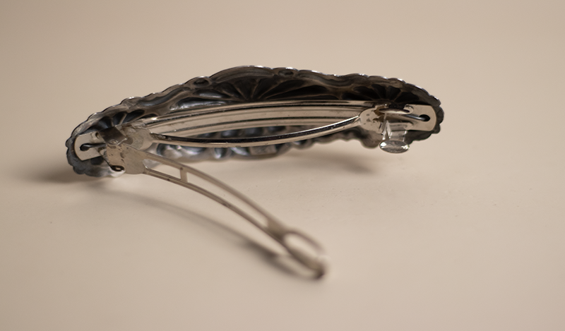 Scalloped Concho Barrette