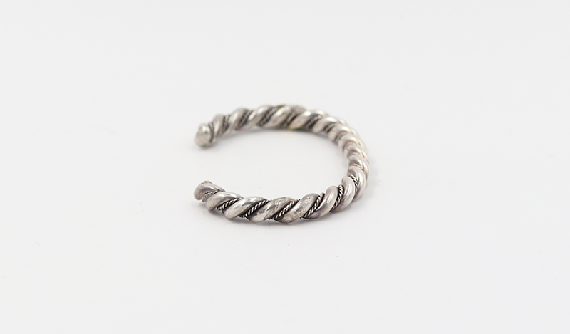 Double Twistwire Cuff