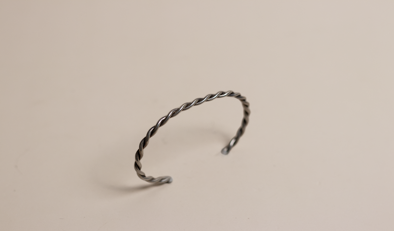 Tiny Twistwire Cuff
