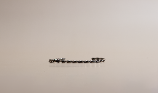 Tiny Twistwire Cuff