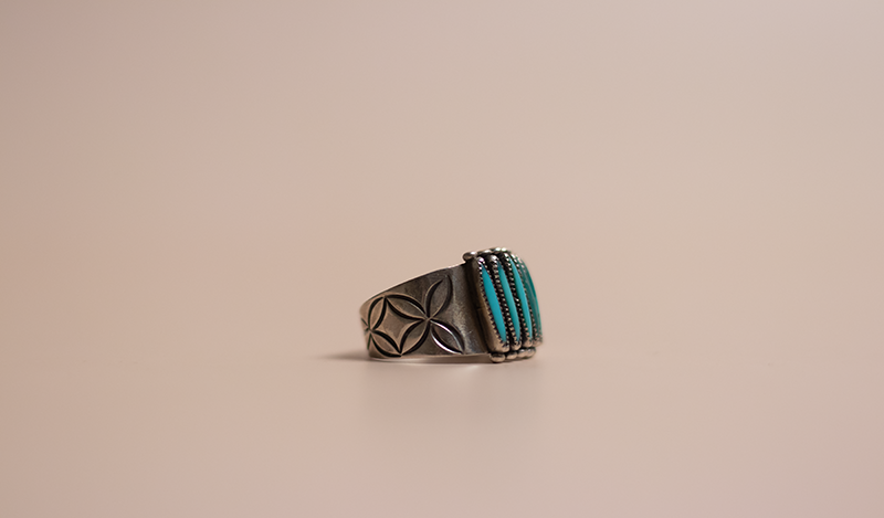 Vintage Zuni Needlepoint Ring