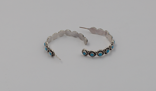 Scalloped Zuni Hoops