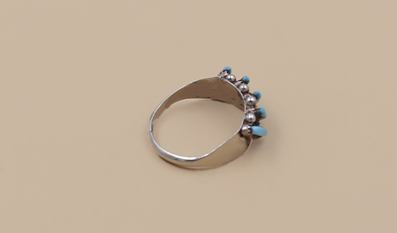 1960s Angle Set Petit Point Ring