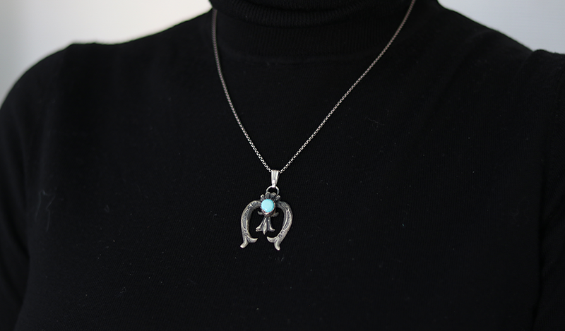 Medium Single Stone Naja Pendant